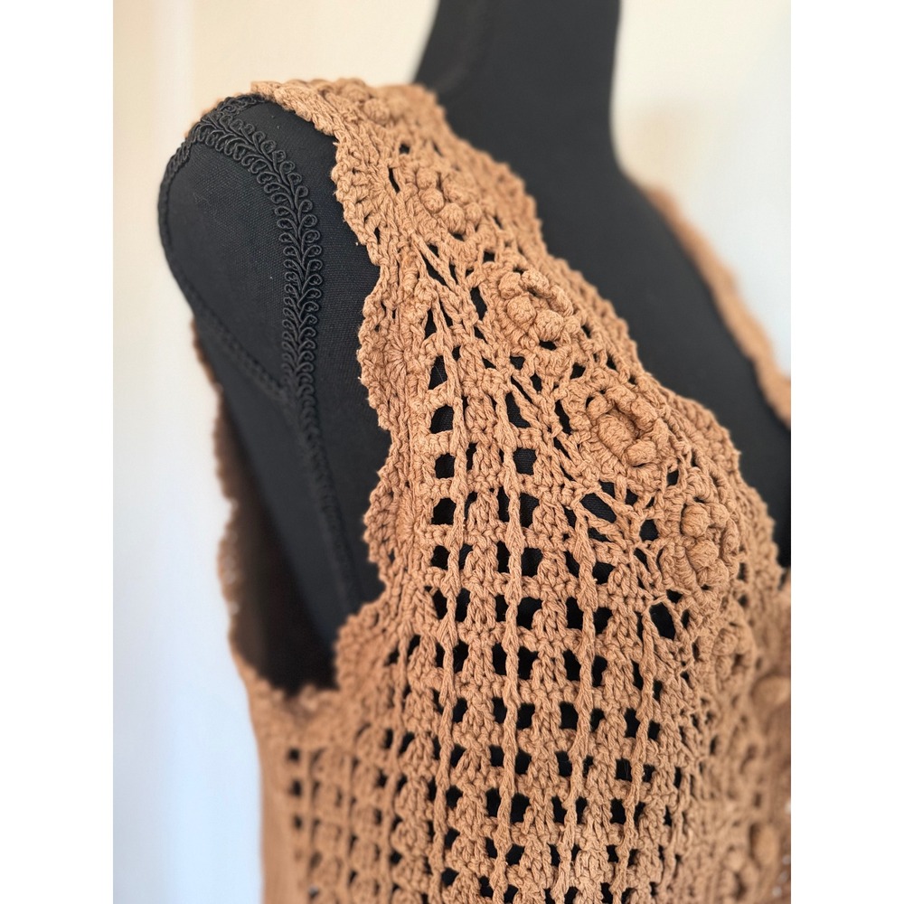 Vtg Handmade Medium Tan Brown Crochet Floral Vest Boho Chic Cottagecore 90s - Picture 9 of 10
